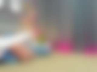 Live cam show with Les-Moonie - Green Eyes on camwithhim.com