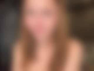 Live cam show with LorenGliues - College on Camsoda