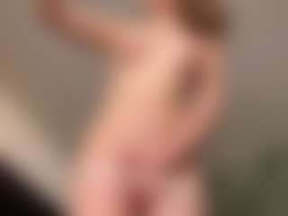 Live cam show with LorenGliues - Blonde Hair Fetish on Streamer API
