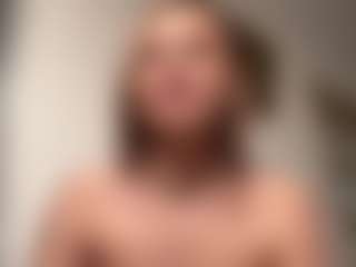 LorenGliues's Live Sex Cam Show