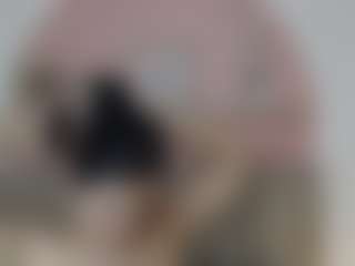 lucia-henao's Live Sex Cam Show