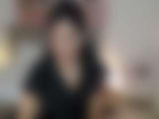 lucia-henao's Live Sex Cam Show