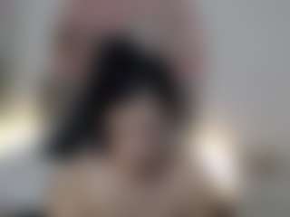 lucia-henao's Live Sex Cam Show