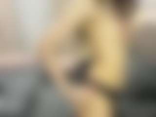 Bella's Live Sex Cam Show