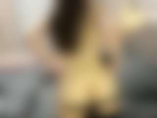 Bella's Live Sex Cam Show