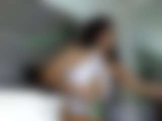 Live cam show with Miiassofiia - Ass Clapping on AdultVida.com
