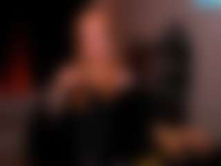 Live cam show with Moonlightmiss - Dominant on Fling VIP Chat