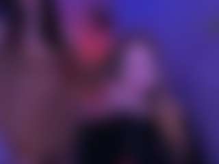 Live cam show with princessnicolee - Skinny on Camsoda