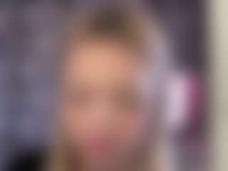 Live cam show with Eva - Straight on AdultVida.com