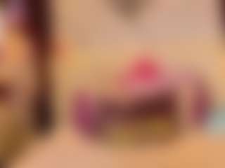 Live cam show with EvelynaGrey - New Shaved Pussy on Camsoda