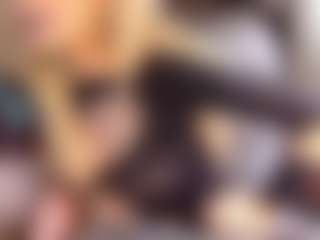 EvelynaGrey's Live Sex Cam Show