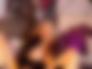 Live cam show with EvelynaGrey - Green Eyes on Camsoda