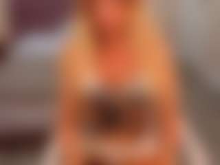 Live cam show with Lady-Alise - Sweet on Streamer API