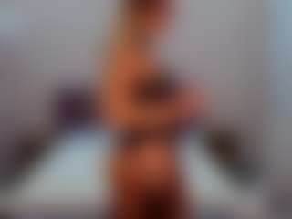 Live cam show with Lady-Alise - Public Mature on SquirtSoMuch