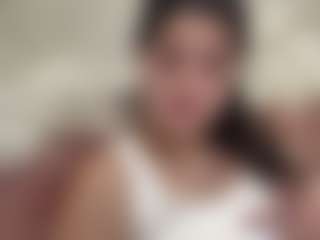 Izabel's Live Sex Cam Show