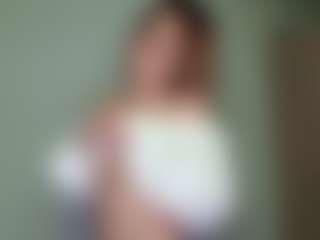 Live cam show with BettyeFusselman - Blue Eyes on crypto-cams