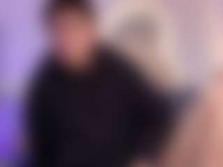 Eithan-wolf's Live Sex Cam Show