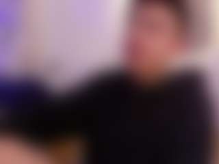 Eithan-wolf's Live Sex Cam Show