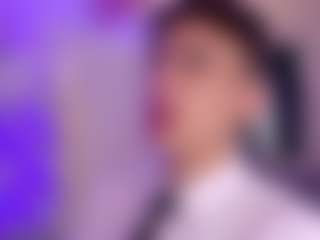 Eithan-wolf's Live Sex Cam Show