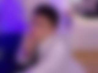 Eithan-wolf's Live Sex Cam Show