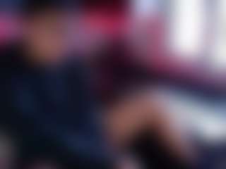 Live cam show with Eithan-wolf - Cock Rating on chickslive.net