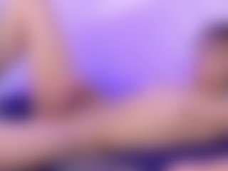 Live cam show with Eithan-wolf - Bedroom on Camsoda