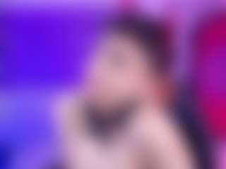 Live cam show with Eithan-wolf - Muscular on CamClone