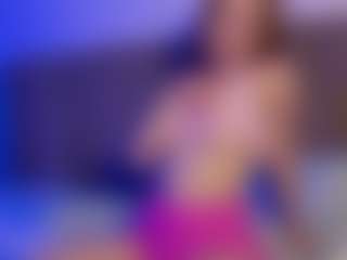 Live cam show with lilyquee - Underwear on AdultVida.com