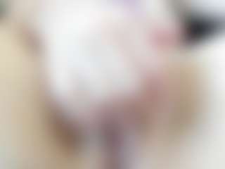Live cam show with LuxeFantasiesX - New Shaved Pussy on Camsoda