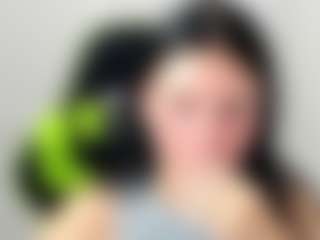 Live cam show with PolliDiamond - Green Eyes on Mixed Magazine Live