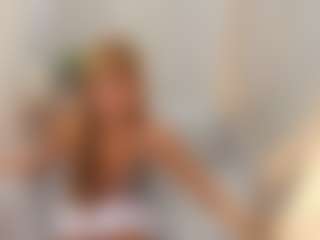 Live cam show with Saphira-Flame - Ass Clapping on Camsoda