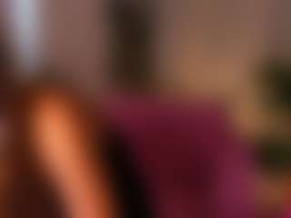 Live cam show with Saphira-Flame - Spank Blonde Hair on SpankPalCams