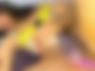 Aliceloveah's Live Sex Cam Show