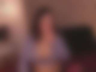 Allia Moon's Live Sex Cam Show