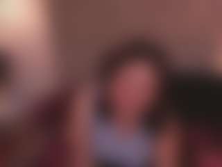 Live cam show with Allia Moon - Bedroom Red Hair on xxxlivecams.org