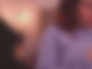 Live cam show with Allia Moon - Flirt White on AdultVida.com | colombia
