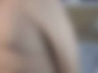 Live cam show with Laminel-Cassia - Body Massage on chickslive.net