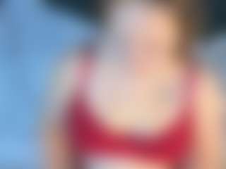 Live cam show with Laminel-Cassia - Nipple Piercings on Camsoda
