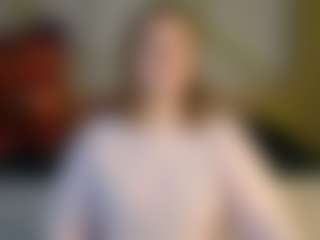Live cam show with Laminel-Cassia - Nipple Piercings on Soda Cam