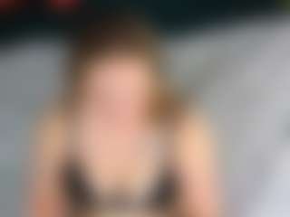 Live cam show with Laminel-Cassia - Nipple Piercings on slutload