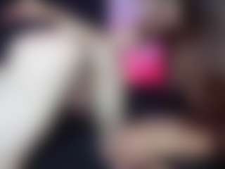Live cam show with Laramucci - Drinking on Dolls Live