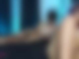 Live cam show with Laramucci - Milk on madthumbs