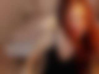 Live cam show with lisaaxfox - Smoking on Dolls Live