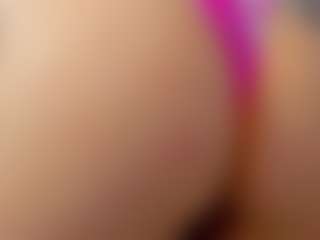 Live cam show with Mia - Thin on SinfulBabes