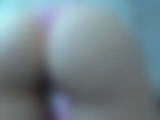 Live cam show with Mia - Legs on Streamer API