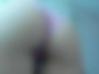 Live cam show with Mia - Thin on TottyGirls