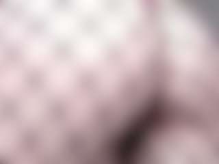 Live cam show with Mia - Pretty on Streamer API