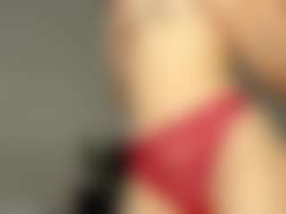 Mia's Live Sex Cam Show