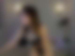 Spettacolo in cam dal vivo con Mia - Ass Clapping su Camsoda