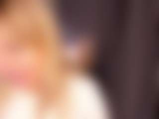 Live cam show with AnnaSwendon - Striptease Teen (18+) on Camsoda